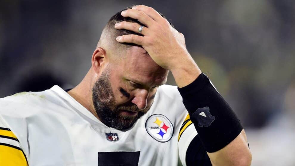 did-ben-roethlisberger-damage-his-legacy-by-not-knowing-when-to-step-away