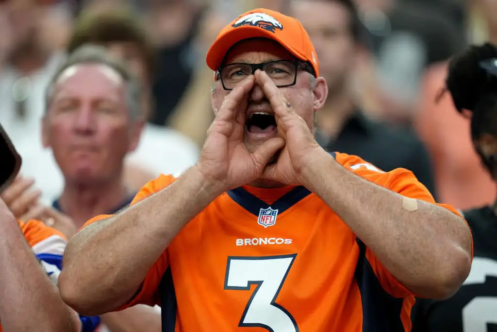 US Sports Fans Are Willing to Go Into Debt for Their Favorite Teams, with 47% of Spenders Taking On Debt for Sports-Related P