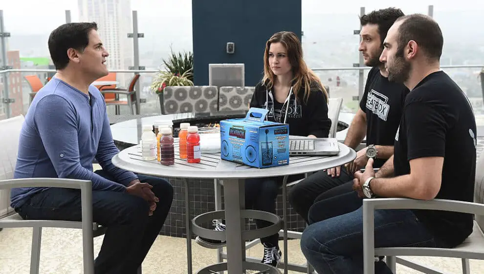 Mark Cuban sits with the creators of Beatbox beverages that has an estimated worth of $200 million