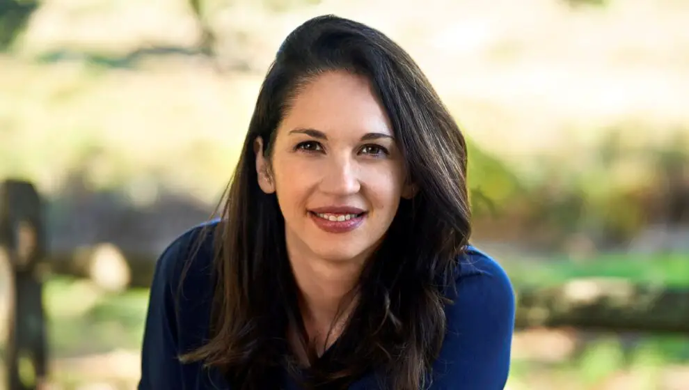 Bridgewater Associates is naming Karen Karniol-Tambour as its third co-chief investment officer (CIO), making her the first woman to hold the most senior investing position within the company (Photo: Bridgewater Associates website)