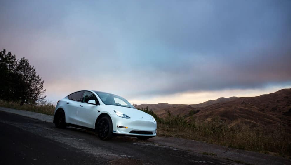 Tesla continues to cut prices, leading this electric vehicle (EV) brand to undercut the average gas-powered car by nearly $5,000 in the U.S.—bringing Tesla prices to a record low and making it a cheaper EV option