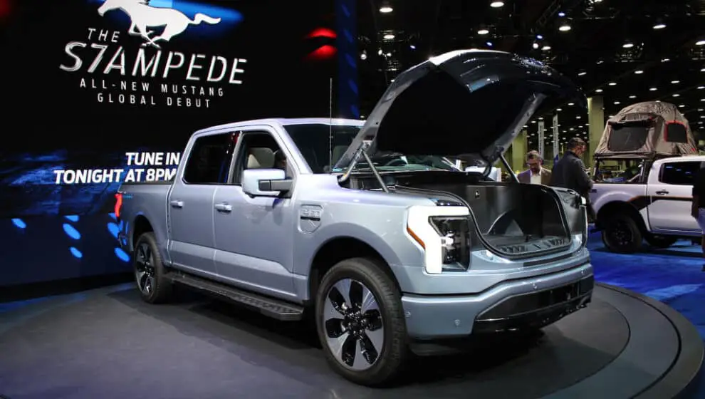 Ford has paused the production of its best-selling electric Ford F-150 Lightning as engineers work to discover what is causing a battery problem within the vehicle