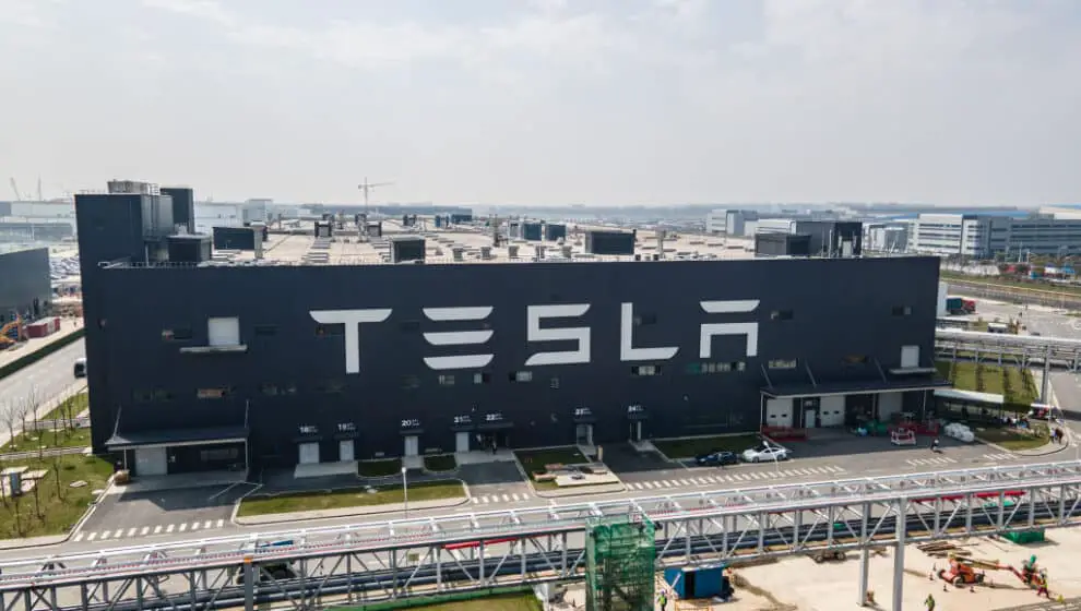 Mexico’s President announced that electric-vehicle (EV) maker Tesla will be building a new plant in the country