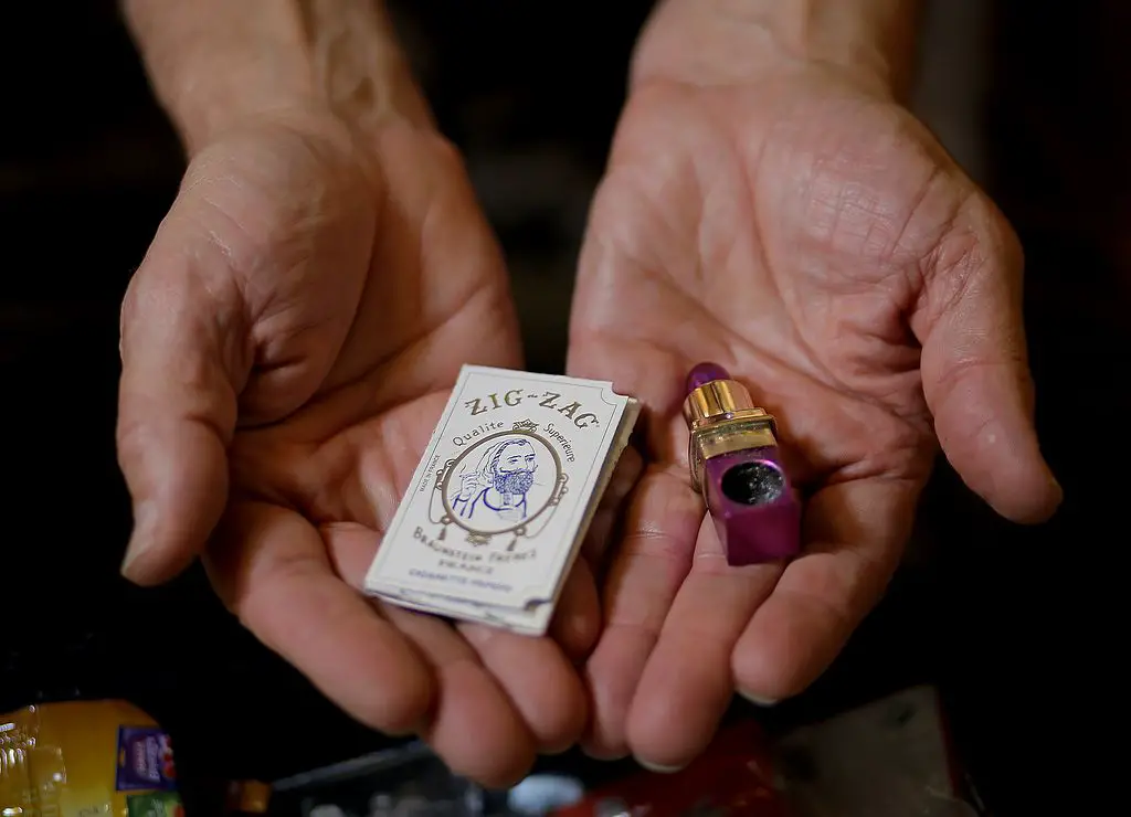 Blazing a Path To Success With Rolling Papers