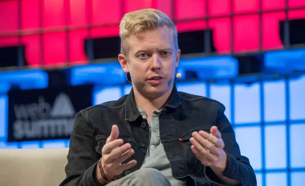 Subreddits Fight Reddit About New Policies - Leaders.com