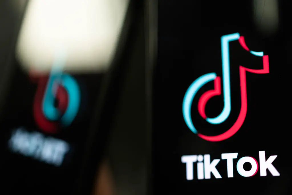 This Company Will Pay You $1K To Watch TikTok Videos & Here's How